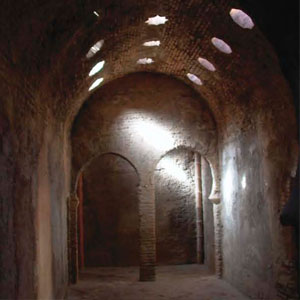 ALHAMBRA VISITAS TEMÁTICAS. La mujer en la Granada Andalusí y Renacentista