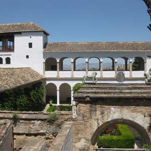 Private Alhambra Tour with Tickets and Guide